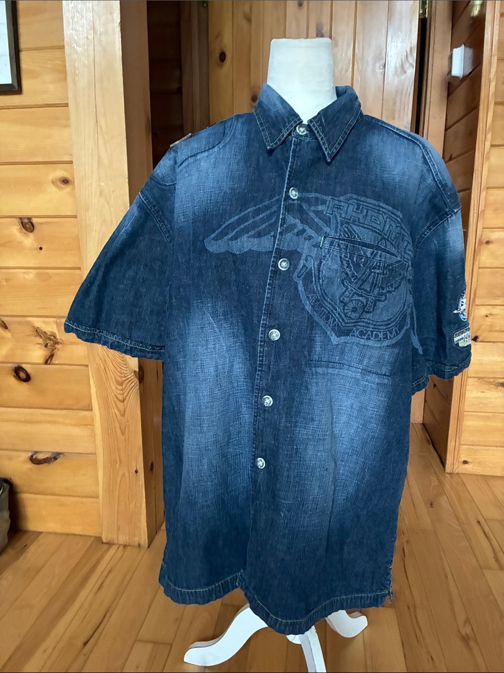 Vintage Y2K hip hop streetwear shirt
